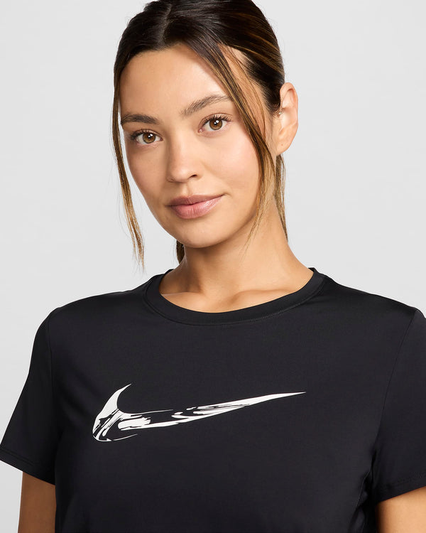 T SHIRT DONNA MAGLIA NIKE DRI-FIT RUN ESSENTIAL WOMAN TEE NERA