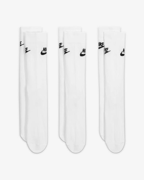 NIKE SPORTSWEAR EVERYDAY ESSENTIAL