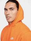 FELPA NIKE UOMO CON CAPPUCCIO SPORTSWEAR CLUB FLEECE ARANCIONE