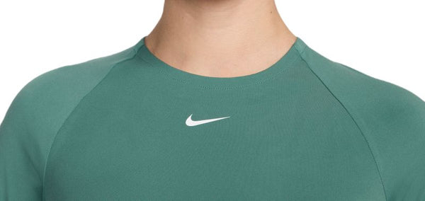 T SHIRT DONNA NIKE CROP SWOOSH FASCHION MAGLIA WOMAN CORTA VERDE