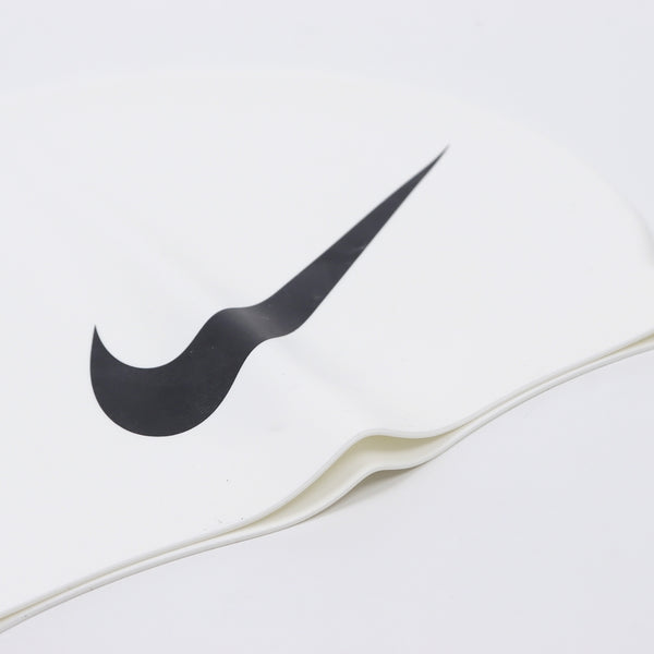 CUFFIA PISCINA NUOTO NIKE SWIM CAP SILICONE BIG SWOOSH BIANCA