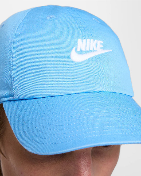 CAPPELLINO NIKE CAPPELLO VISIERA SPORTSWEAR CLUB CAP AZZURRO
