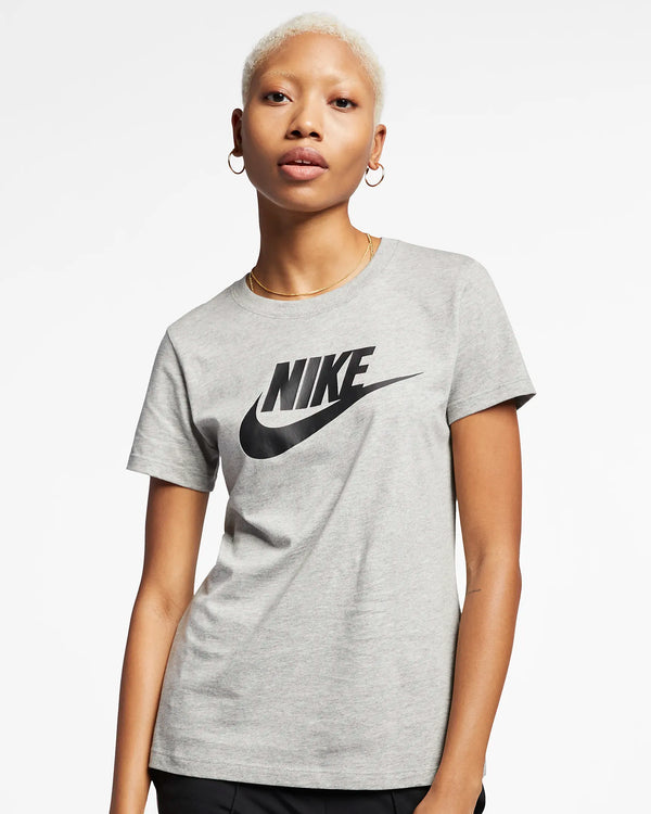 T SHIRT DONNA NIKE SPORTSWEAR ESSENTIALS CLASSIC NERA E BIANCA